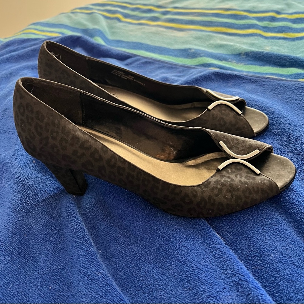 Blue Leopard Heels - 12 - Easy Street